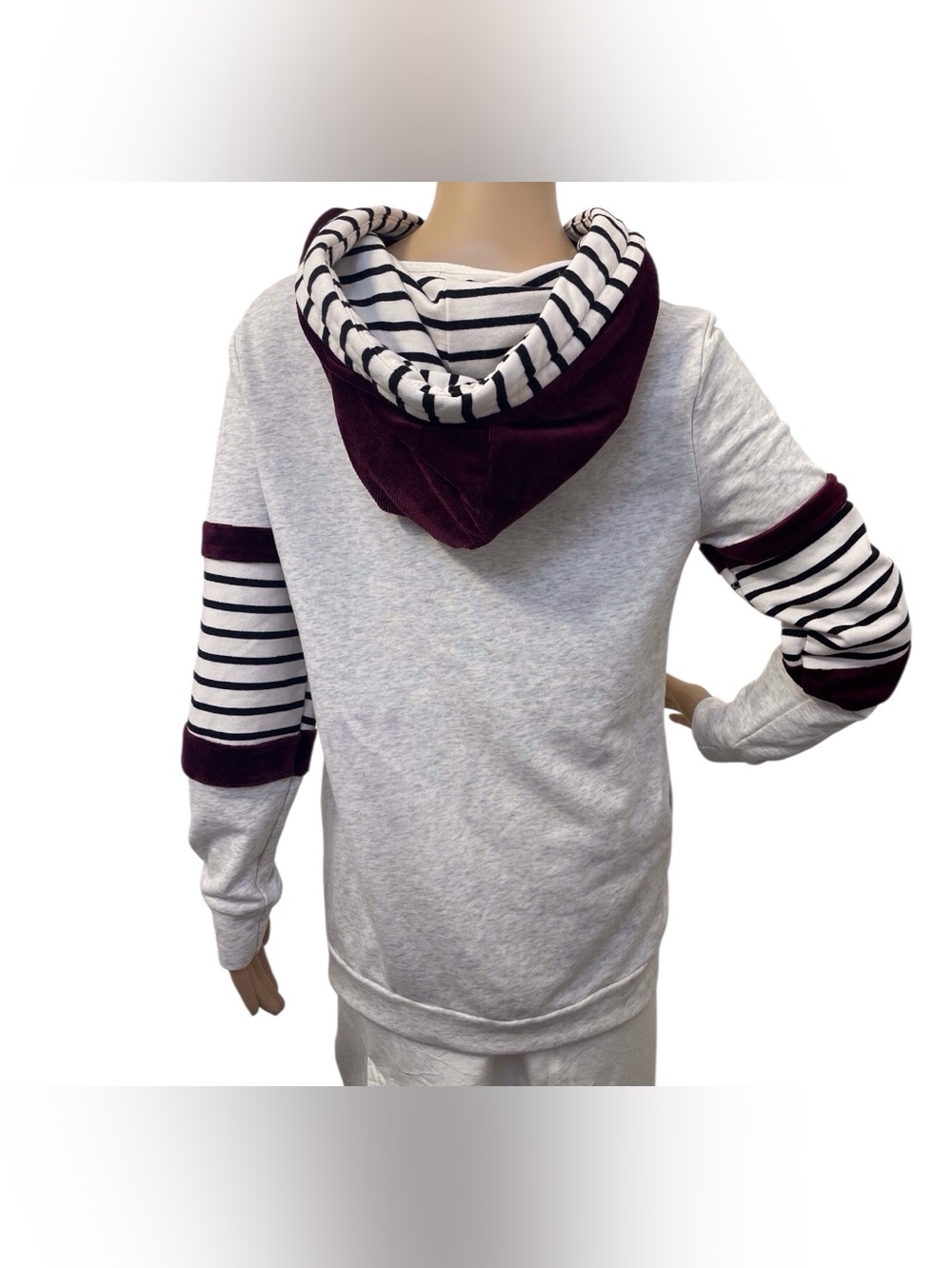 Nora Madison x Lucy Avenue Solid Striped Long Sleeves  Gray Women’s Hoodie, M - Picture 4 of 13